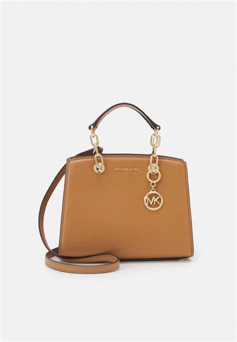 kapaza michael kors handtas|Michael Kors clothing.